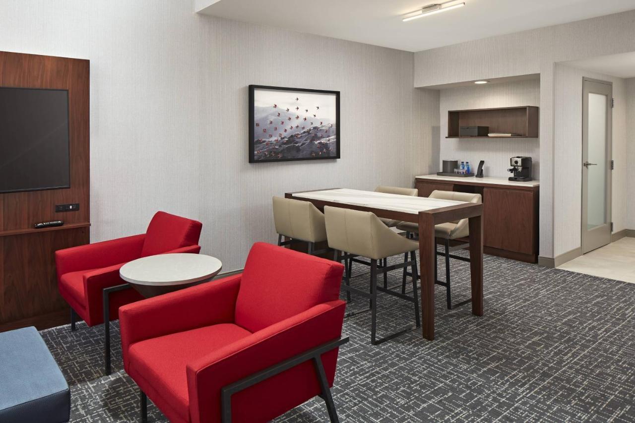 Marriott San Francisco Airport