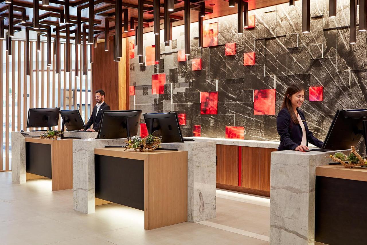 Marriott San Francisco Airport 3*